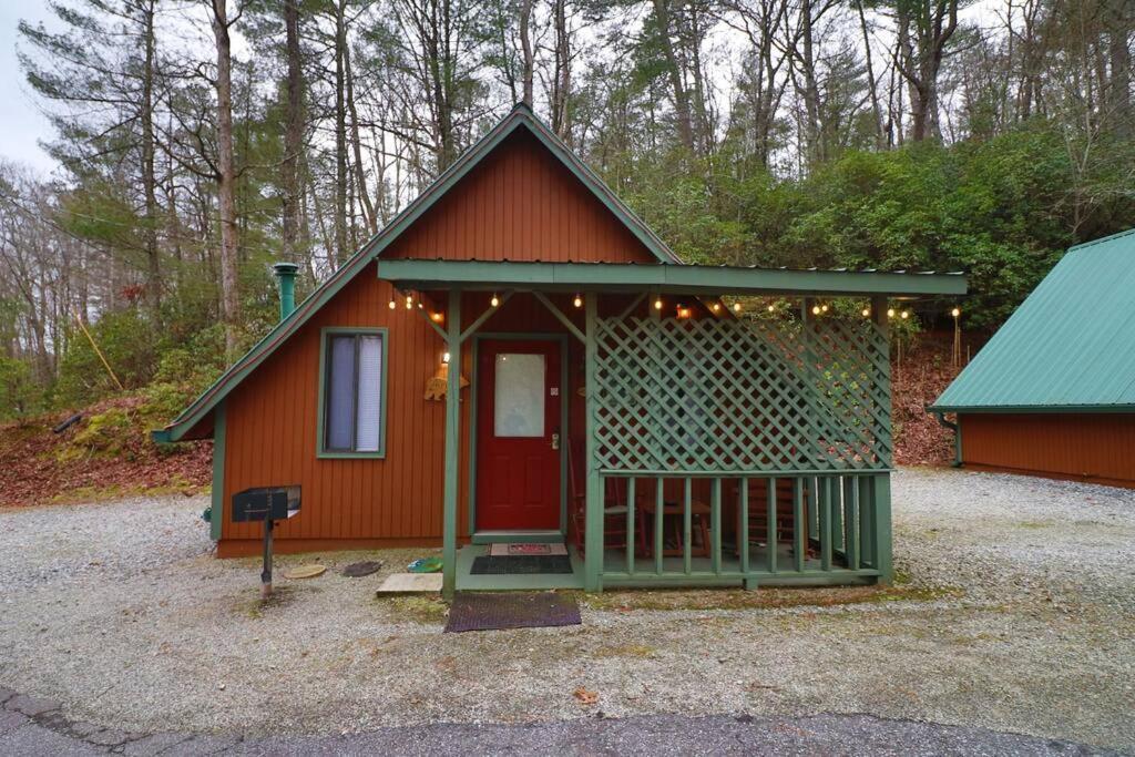 Cute Updated Mountain Cabin Fireplace #3 Helen Εξωτερικό φωτογραφία